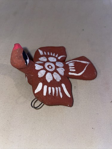 Clay Ornament Bird White Markings - Picture 4 of 5