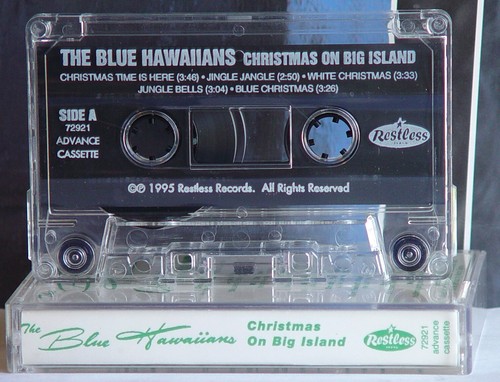 The Blue Hawaiians CASSETTE: Christmas On Big Island 1995 Advnc Promo NEAR MINT! - Picture 3 of 4