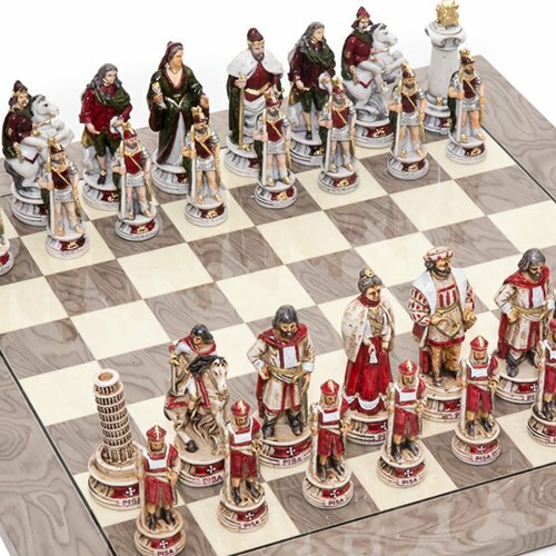 Pisa and Venice Hand Painted Chessmen set from Italy. Chessboard from Spain - Picture 1 of 6