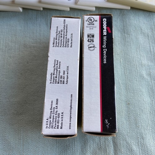 Cooper TR1107W-Box Decorator Grounding Receptacle New Lot 6 White Square w/Plate - Picture 3 of 13