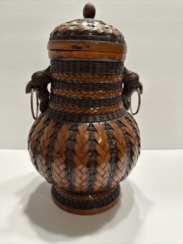 Vtg Shanghai Handicrafts Japanese Handwoven 2 Handle Rattan Vase W/Lid - Picture 9 of 20