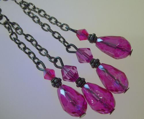 Fuschia Glass Blacklight Flouresces Orange, Crystal Earrings + Free Secret Pair - Picture 3 of 8