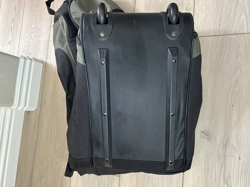 In Gear Players Club Rolling Golf Travel Bag With Nylon Strapping 50" Tall - Picture 4 of 11