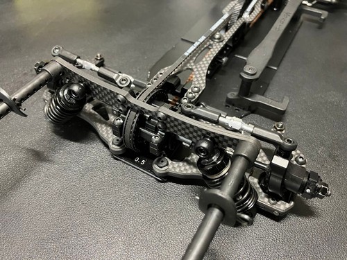 YOKOMO BD11 US version RC radio-controlled car chassis - Picture 5 of 12