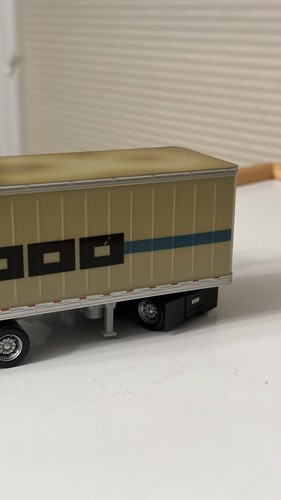 Disney Pixar Cars Hauler Ben cigüeñal radiador resortes sueltos raro se abre - Imagen 7 de 12