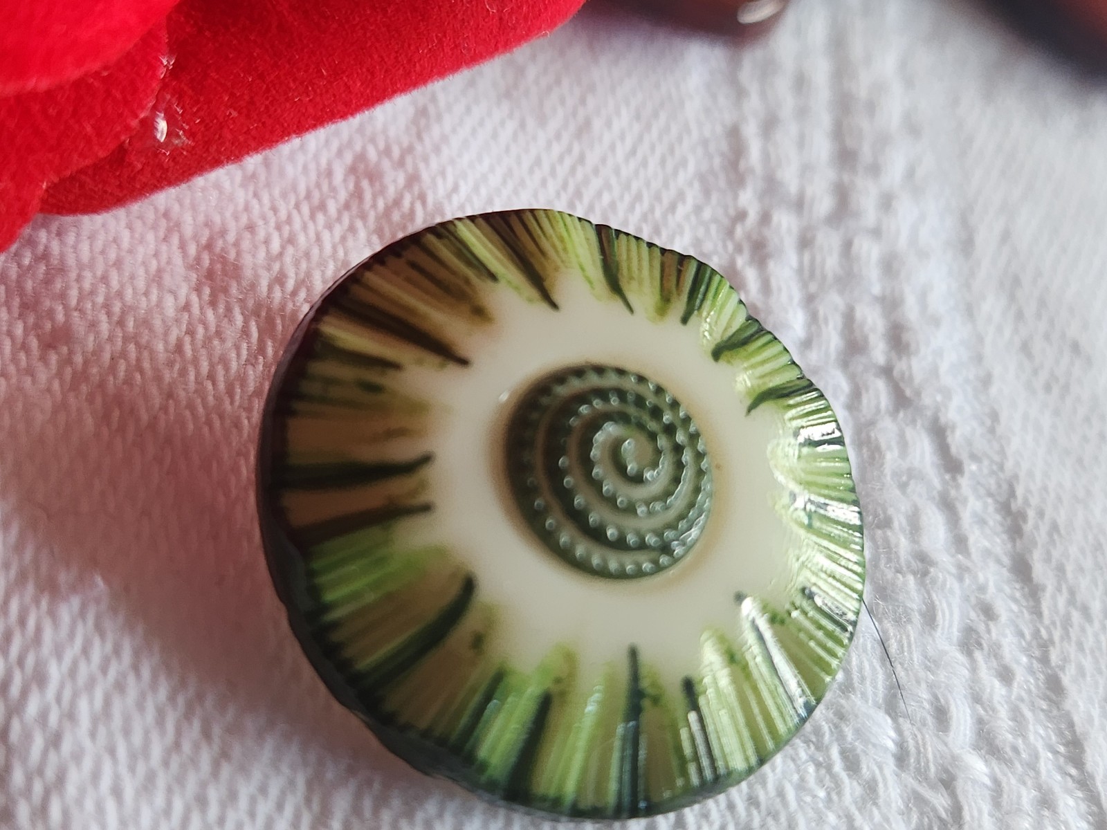 Picture 2 of 4