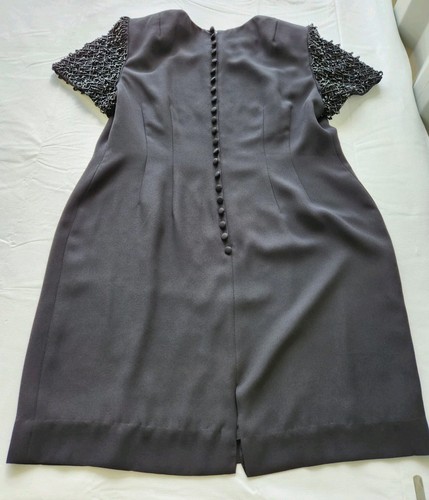 Donna Morgan Black Elegant Shift Dress Beaded Short Sleeves Sz 16WP -EXC - Picture 8 of 9