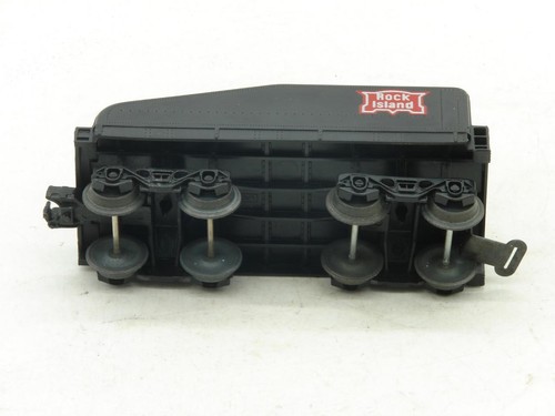 Lionel O Gauge O-27 8601 Plastic Steam Locomotive and Rock Island Slope Tender - Picture 9 of 13