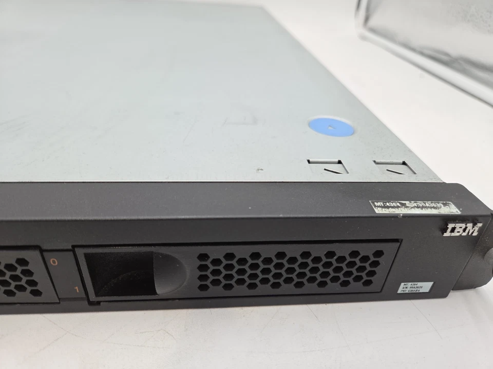 IBM System x3250 Server Quad Core Xeon 3040 1.86GHz 1GB Ram, 2x 160gb Hdd - Image 3 of 4