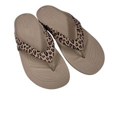 Crocs Kadee II Leopard Print Flip Flops Womens Sz 7/EUR 37 Sandals Cheetah Beach