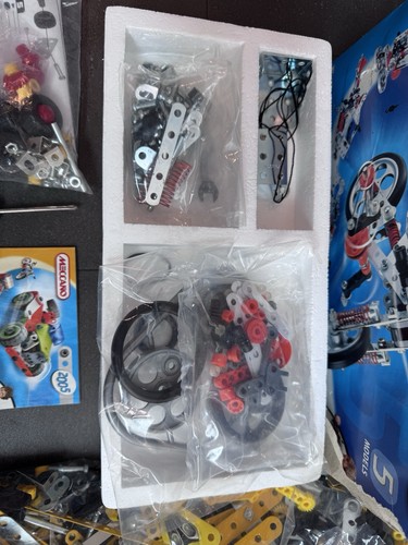 Meccano Bundle Modern Parts May Also Contain A Complete Set - 第 3/6 張圖片