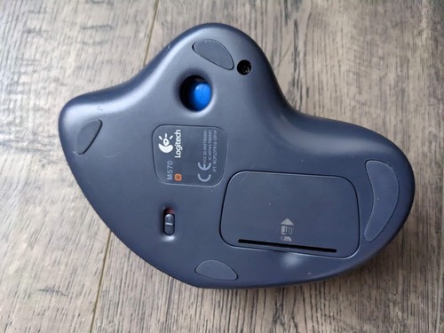 Logitech M570 Wireless Trackball w/ USB - Picture 2 of 2