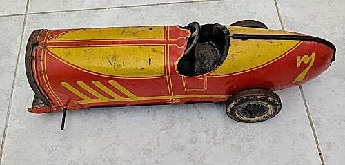 LARGE and RARE from the 1920's a TWENTY INCH tin RACE CAR #7 - Bild 4 von 7