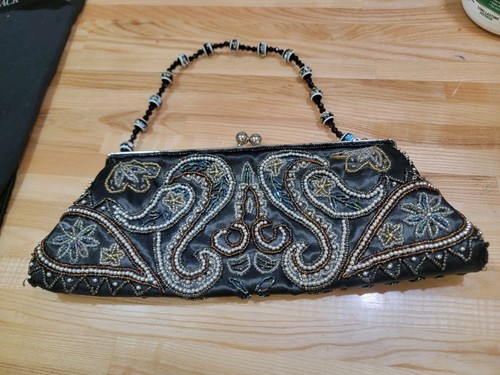 Apt. 9 Beaded Sequin Evening Clutch Purse Free Shipping - Picture 1 of 17