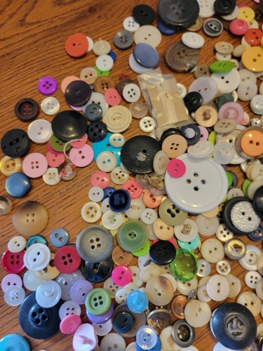 2 Lbs #2 Antique Vintage Buttons Arts & Crafts Sewing Shell, Bakelite, celluloid - Picture 8 of 11