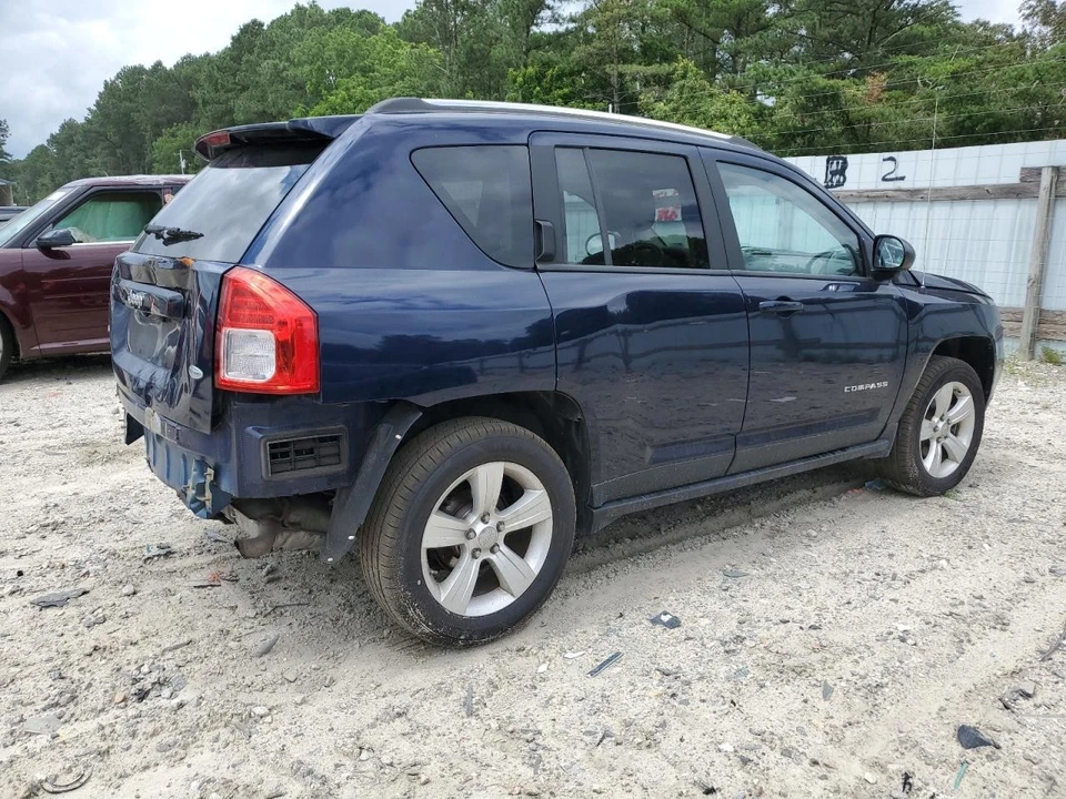 Used Front Left Door Assembly Front fits: 2012 Jeep Compass L. electric window r Foto 4 de 4