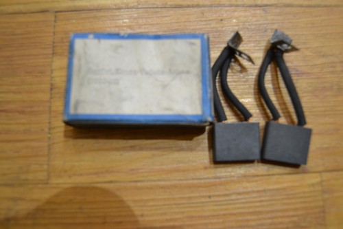 KOHLESATZ FÜR PARIS-RHONE PX40  NOS - Bild 3 von 3