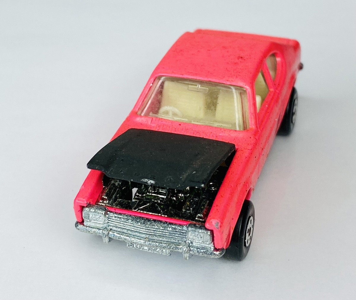 VINTAGE 1970 Matchbox Lesney Superfast #54 Ford Capri Pink with