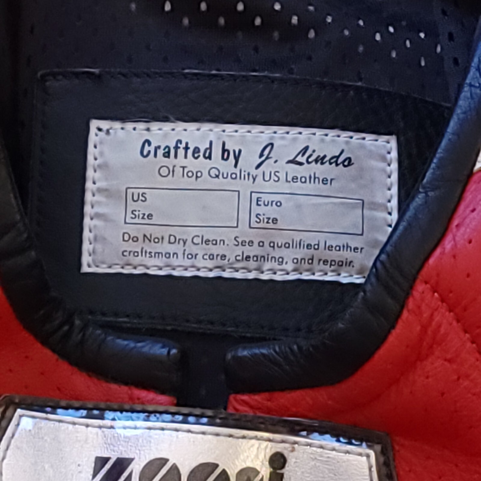 Foto 10 di 24