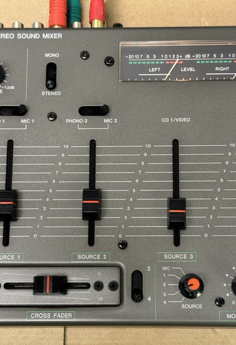 Radio Shack SSM-60 Stereo Sound 4-Channel Mixer w/ Tone Controls Mic Phono Input - Picture 6 of 15