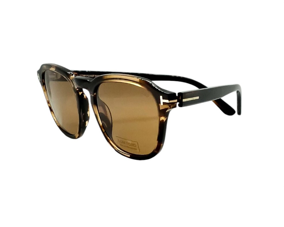 Tom Ford Avery Sunglasses Tom Ford FT0931 AVERY 01V Square Glossy Black Sunglasses  main image 3