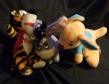 Vintage Gund Plush Disney Winnie The Pooh With Tigger, Eeyore, And Roo