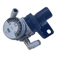 SMC AR10-M5H Pressure Regulator For Industrial Use