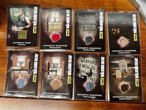 The Walking Dead Season 4 Authentic Wardrobe Lot of 8 Different Cards Lot 1