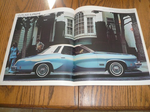 1974 Oldsmobile Toronado 98 Delta 88 Cutlass Omega Wagons Sales Brochure  - Bild 7 von 12