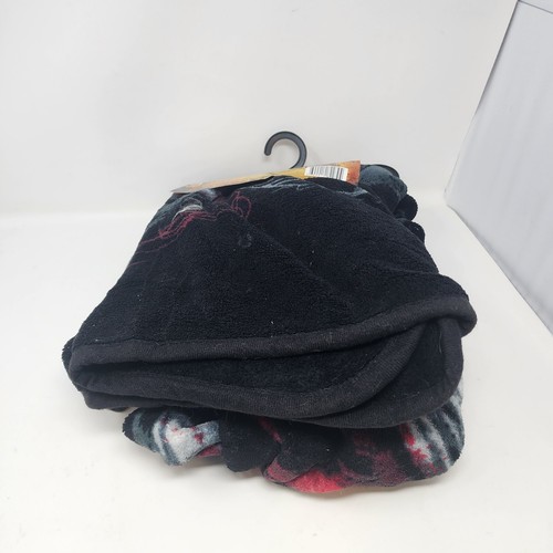 The Walking Dead 46"x60" Fleece Throw Blanket Home Decor 2013 Rabbit Tanaka AMC - Picture 8 of 11