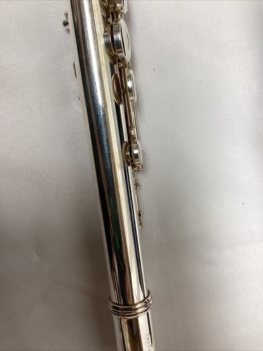 Vintage Gemeinhardt M2 Flute with Hard Case~Elkhardt, Ind~#258862 - Picture 10 of 19