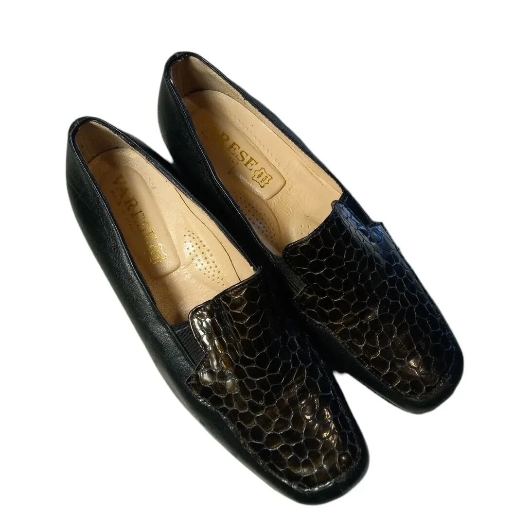 Women's crocodile sale leather shoes