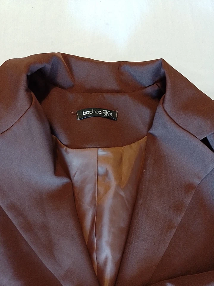 Ladies Blazer Boohoo Size 10 Button Front Brown 22387 - Image 4 of 4