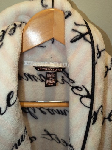 NEW Victoria's Secret White Pink Stripe Print Bath Robe XL/XXL Plush Soft Sweet - Picture 2 of 5