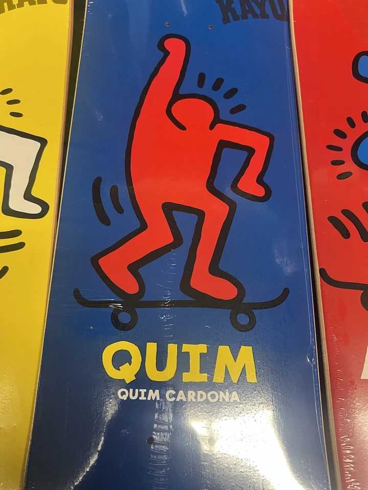 Conjunto de monopatines Organika vintage inspirado en Keith Harring vintage años 90 World Girl Foto 3 de 4