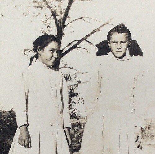 RPPC Early 1900s Photo Of Young Girls. Some Silvering - Picture 3 of 4