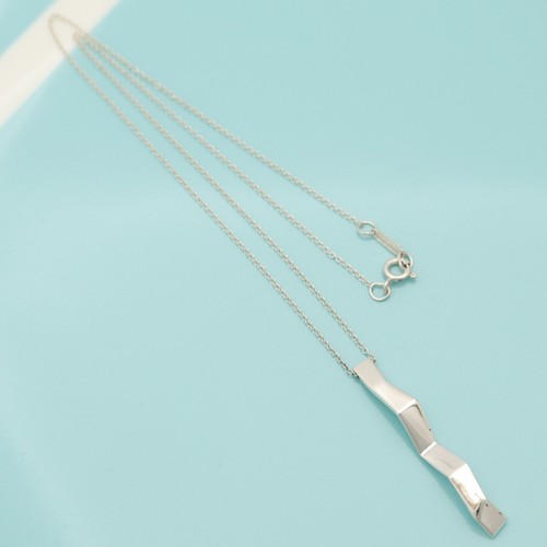 Tiffany & Co. Frank Gehry Fold Zig Zag Pendant Necklace 16.2" Silver 925 - Picture 2 of 11