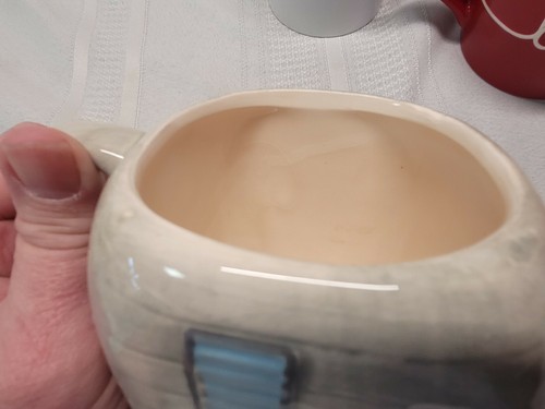 Happy Camper cup shaped like a vintage camper! Bigmouth Inc - Picture 8 of 12