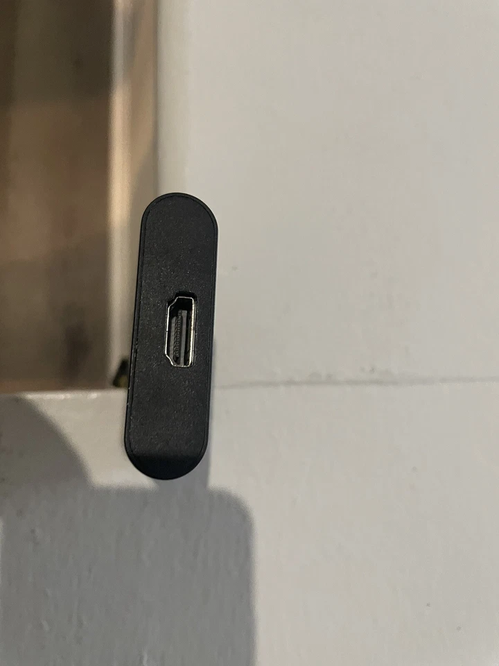 Insignia USB 3.0 to HDMI Adapter 4K Ultra HD For Windows PC Macbook Surface Pro - Image 2 of 4