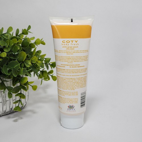 Calgon Get Juic'd White Grape Peach Body Cream Take Me Away! 6 oz / 177 mL - Picture 3 of 4