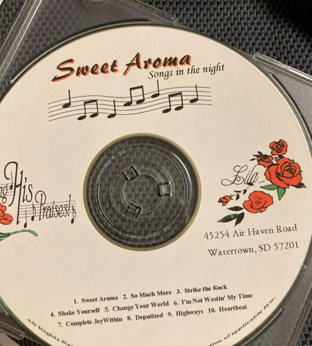 Sweet Aroma Songs in the Night Lila Clark Watertown SD Sing His Praises CD - Imagen 2 de 2