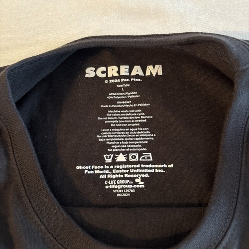 NWT Scream Ghostface Holding Knife Horror T-Shirt Size L Embossed Scream Letters - Picture 4 of 13