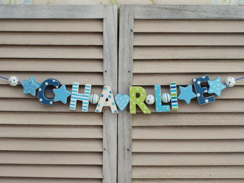 "CHARLIE" NAMENSKETTE KINDERZIMMER HOLZ BUCHSTABEN TAUFE BABY NAME GEBURT SHABBY "CHARLIE" NAMENSKETTE KINDERZIMMER HOLZ BUCHSTABEN TAUFE BABY NAME GEBURT SHABBY