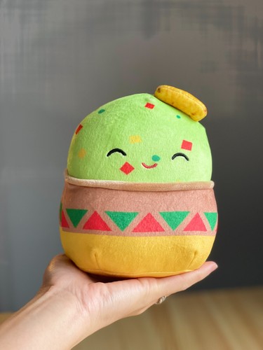 Squishmallows Food Gideon Green Guacamole With Tortilla Chip Soft Plush 5" - Picture 3 of 9