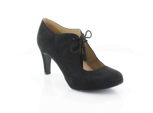 naturalizer paxton platform pump