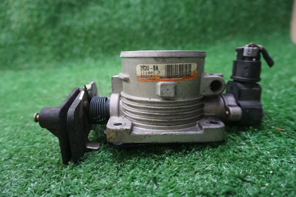 2002 FORD MUSTANG 4.6L THROTTLE BODY OEM 2R3UBA - Image 2 of 4