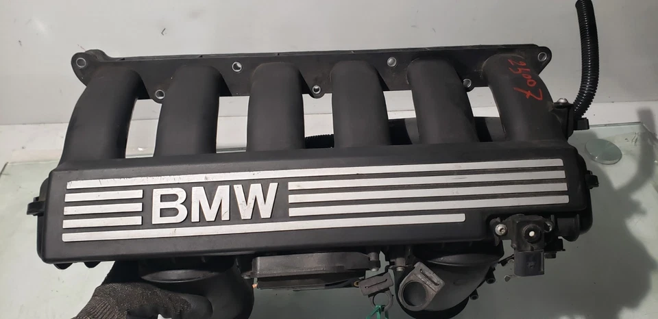 Conjunto de coletor de admissão BMW 328i 2008 fabricante de equipamento original motor N51 754802707 - Imagem 2 de 4
