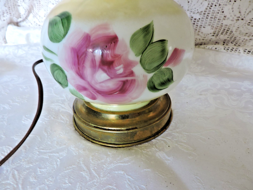 Vintage Hurricane Lamp Electric Hand Painted Floral Design 8.5” Tall ~ No Shade~ - Bild 5 von 5