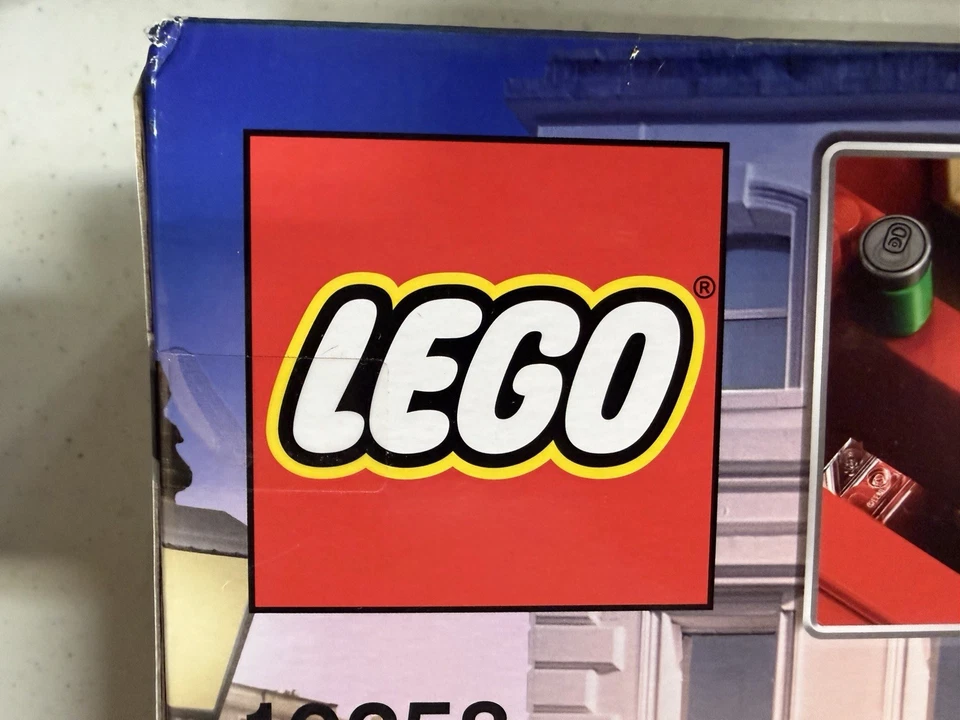 Lego Creator 10258 London Bus Brand New And Sealed Free Shipping - Image 3 of 3