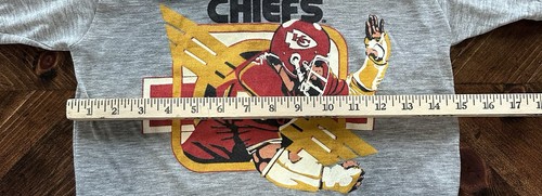 Vintage Youth T-shirt 14-16 NFL Licensed Product Kansas City Chiefs Football USA - Picture 6 of 9